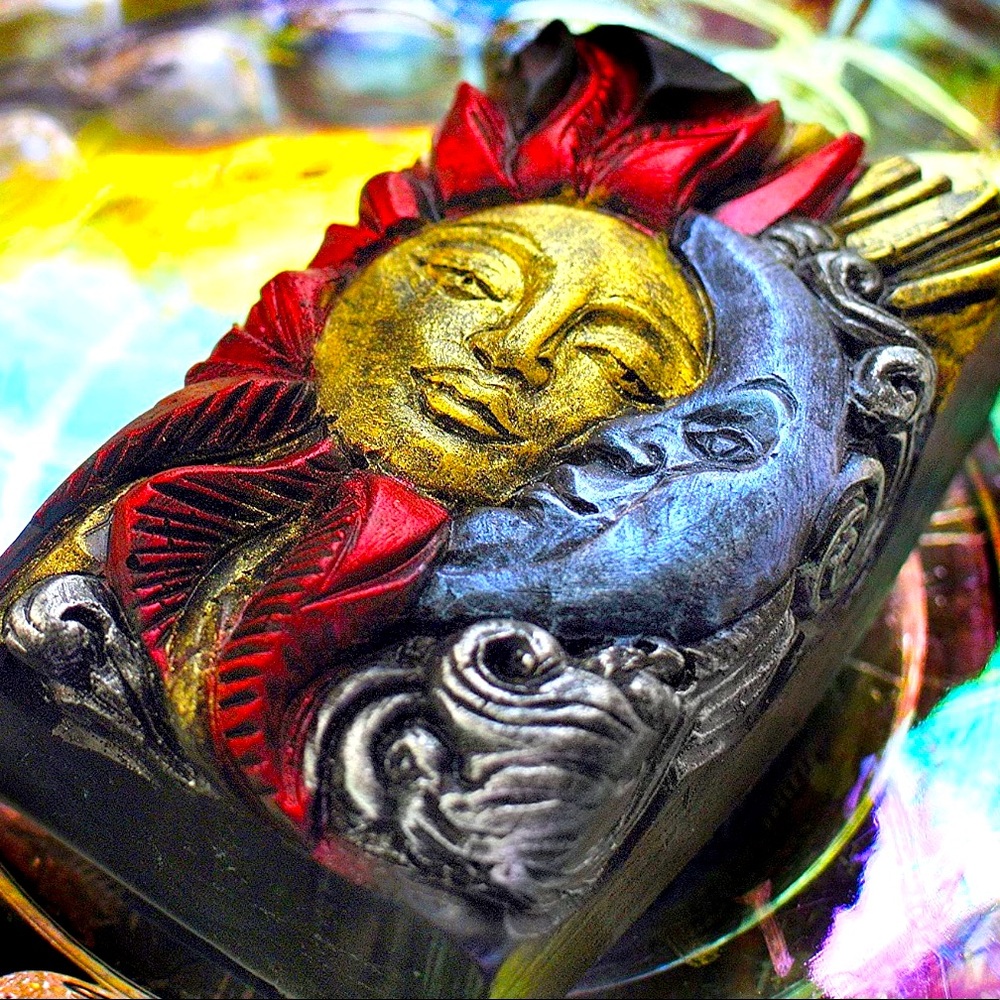 NWT SunMoon Soap Set